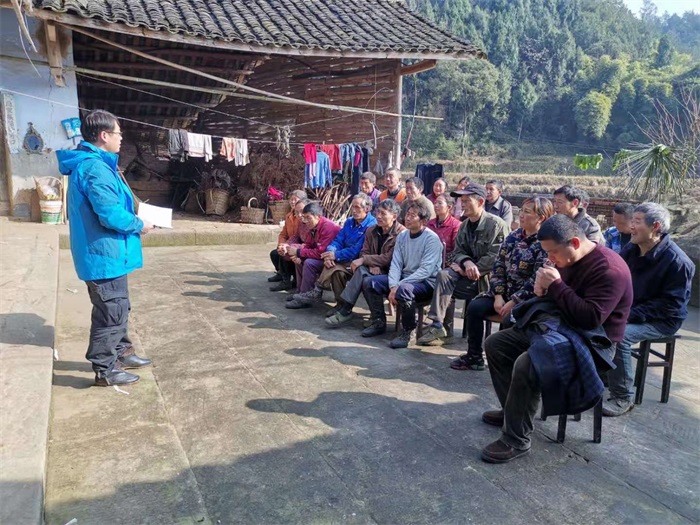 巴中松材線蟲(chóng)病除治培訓(xùn)會(huì)01.jpg